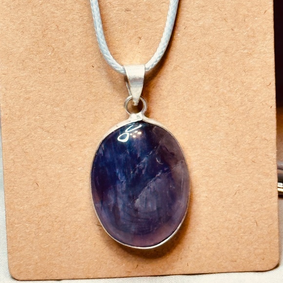 925 Sterling Silver Plated & Amethyst Stone/Crystal Oval Pendant EUC - Picture 4 of 11